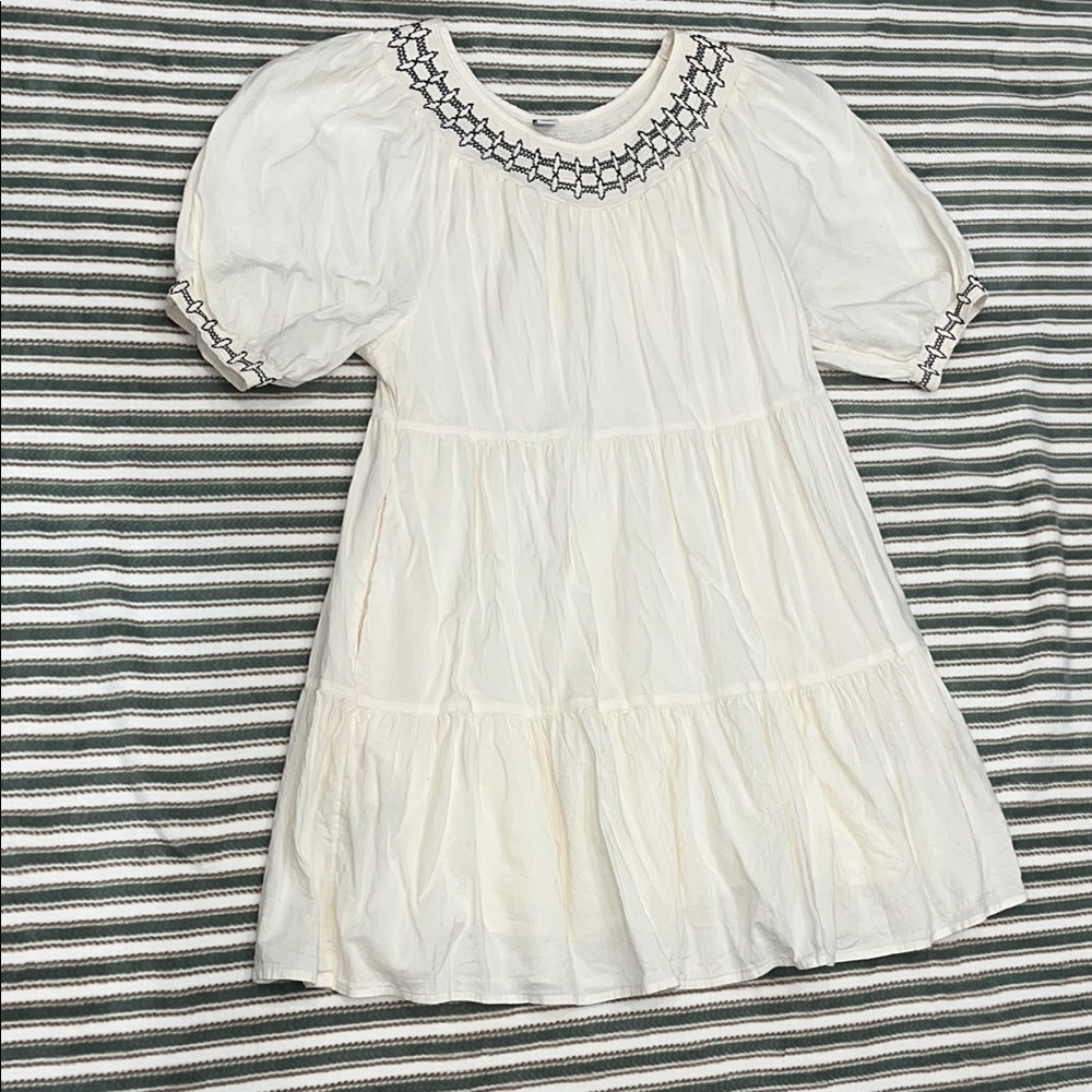 Old Navy Women’s Cream Colored Dress with Black Embroidery neckline
